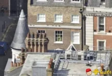 caught in the act 2 thumb