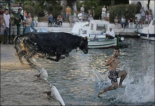 Homens que caminharam sobre as águas: Jesus, Pedro e... Ivangivaldo?