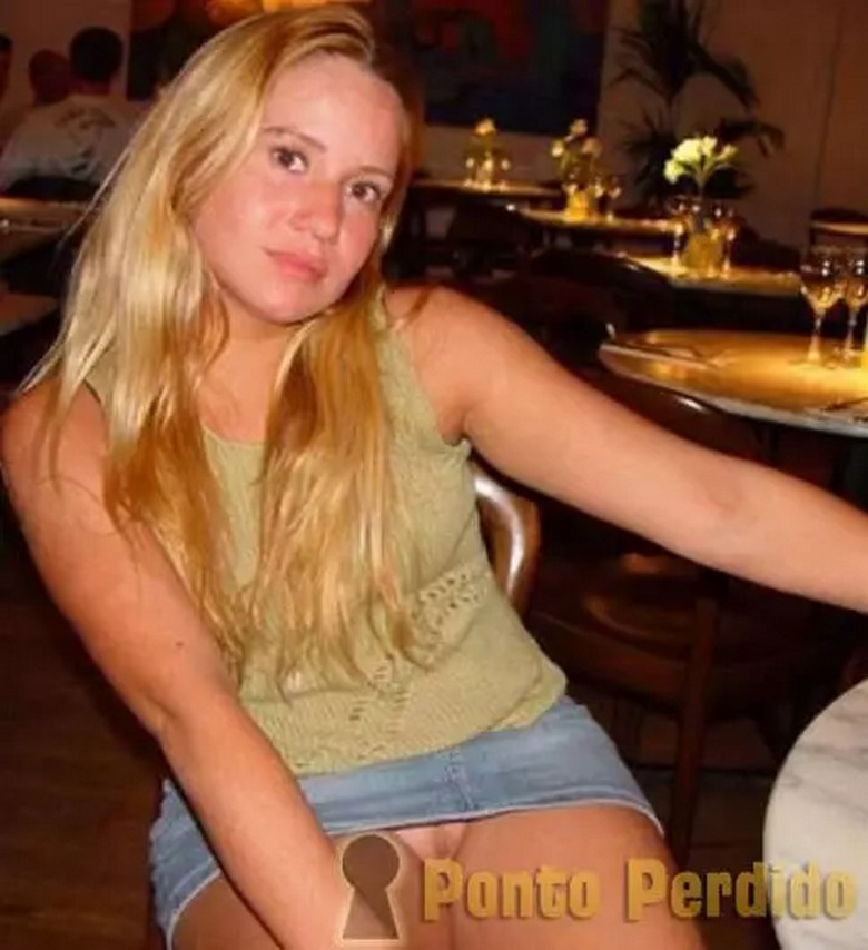 Sem Calcinha e Sem Vergonha – Elas Se Mostram em Publico 70