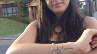 Mulher que tatuou Dilma Rousseff no braco quer doacoes para remover a mesma