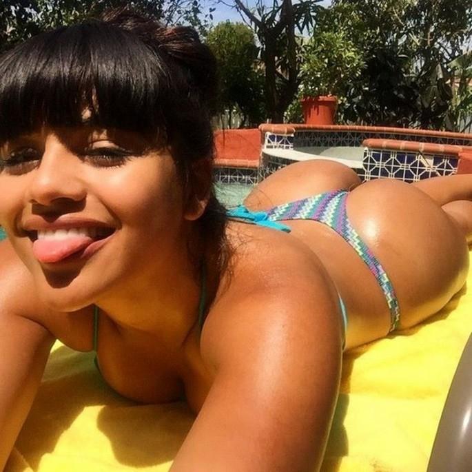 clube-da-bolinha-segunda-rima-com-bunda-6