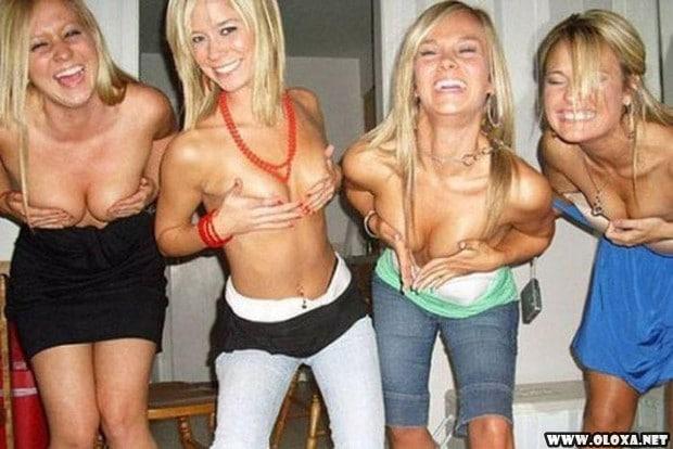 2 mulheres de peito 27