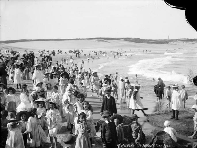 Fotos históricas que todo mundo devia ver 32 3. Una playa de Australia 1900
