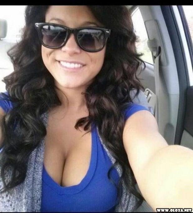 3 MULHERES DE PEITO 28