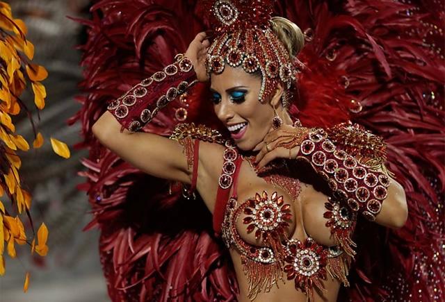 50 mulheres mais gostosas do carnaval 18