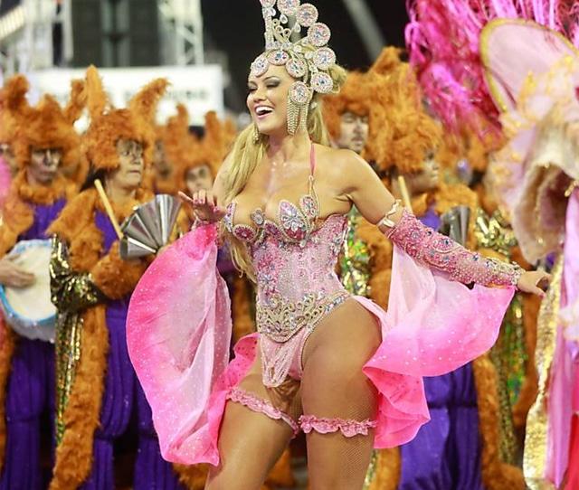 50 mulheres mais gostosas do carnaval 9