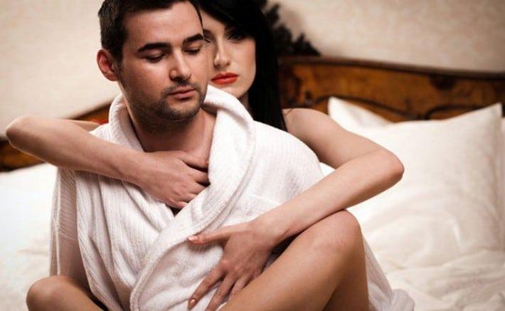 8 pensamentos que toda mulher tem quando o homem falha na cama 4