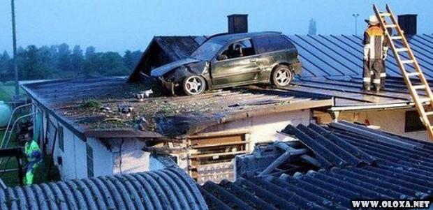 Acidentes automobilisticos incriveis sem nenhum sentido 15