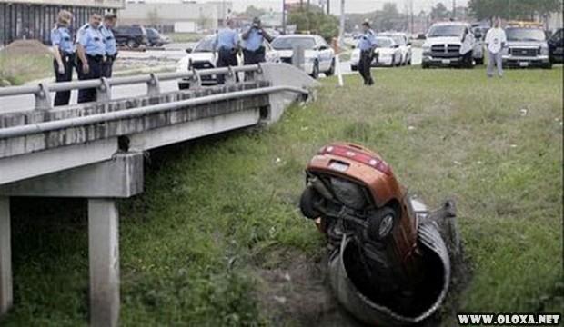 Acidentes automobilisticos incriveis sem nenhum sentido 19