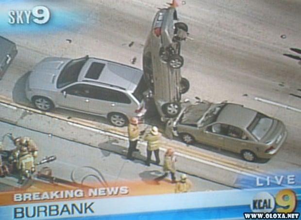 Acidentes automobilisticos incriveis sem nenhum sentido 2