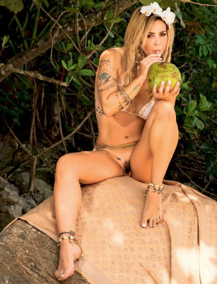 Ana Saad nua na Sexy de Marco 10