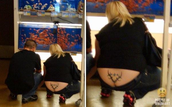 Clientes bizarros do Walmart pelo mundo 5