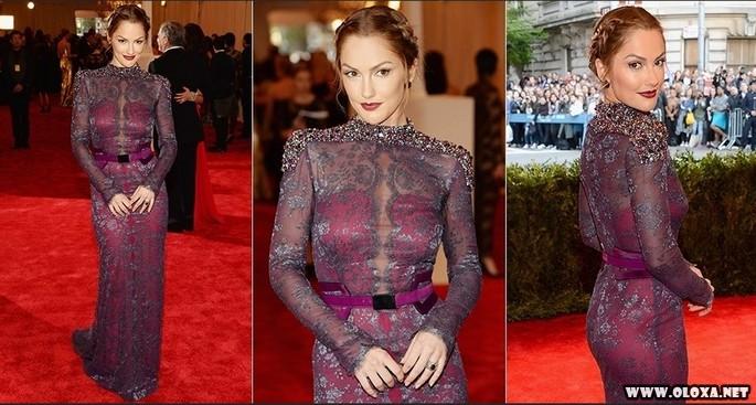 Danielle Winits exagera na transparencia e causa polemica 15