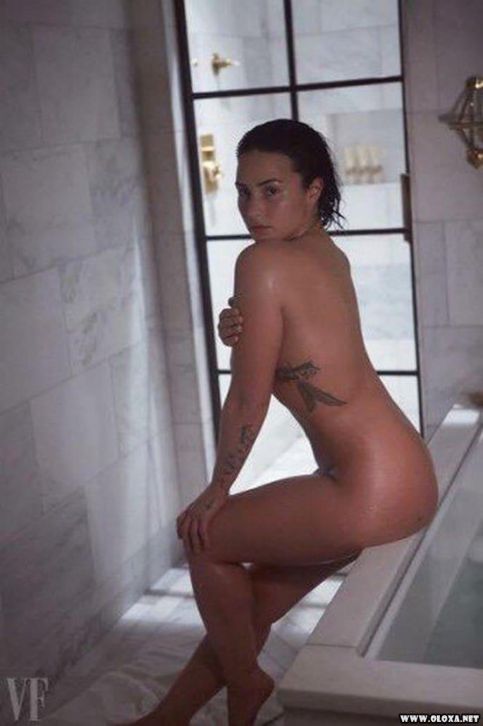 Demi Lovato nua, sem maquiagem e sem retoques na Vanity Fair 20 Demi Lovato nua em fotos e video para revista americana 7