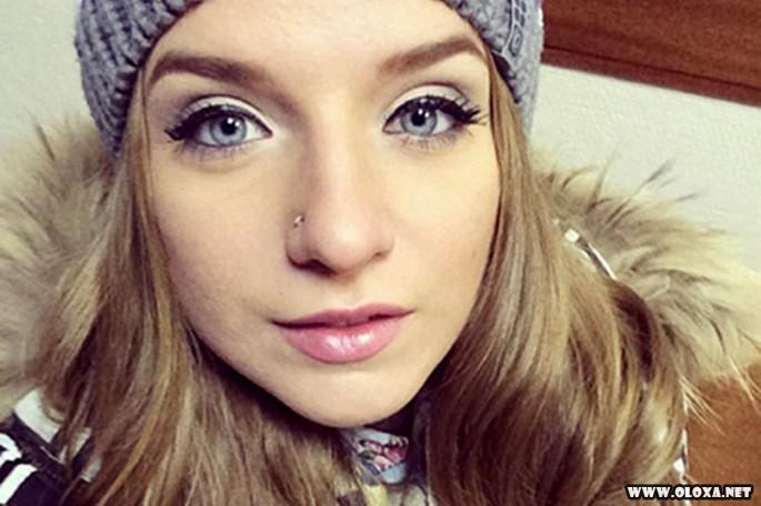 Estrela de filmes pornô processa os pais porque a deserdaram (2)