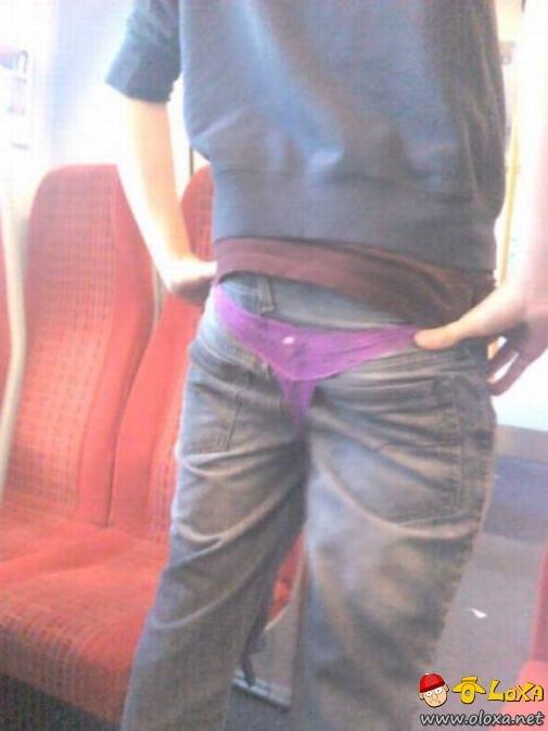 Funny-and-Weird-People-in-Subway_20