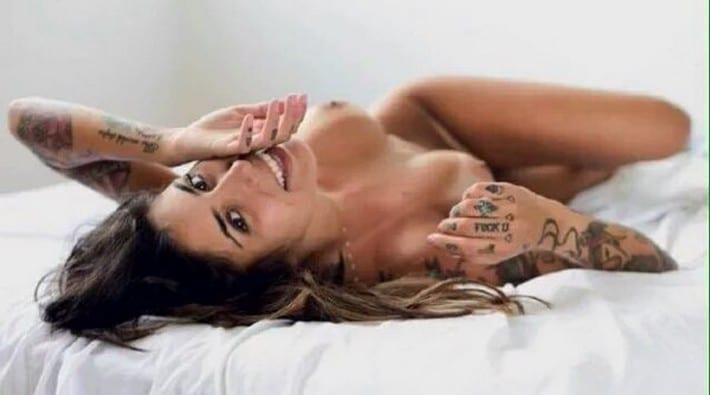 Gabriela Rippi nua na Playboy de Dezembro 2016 1