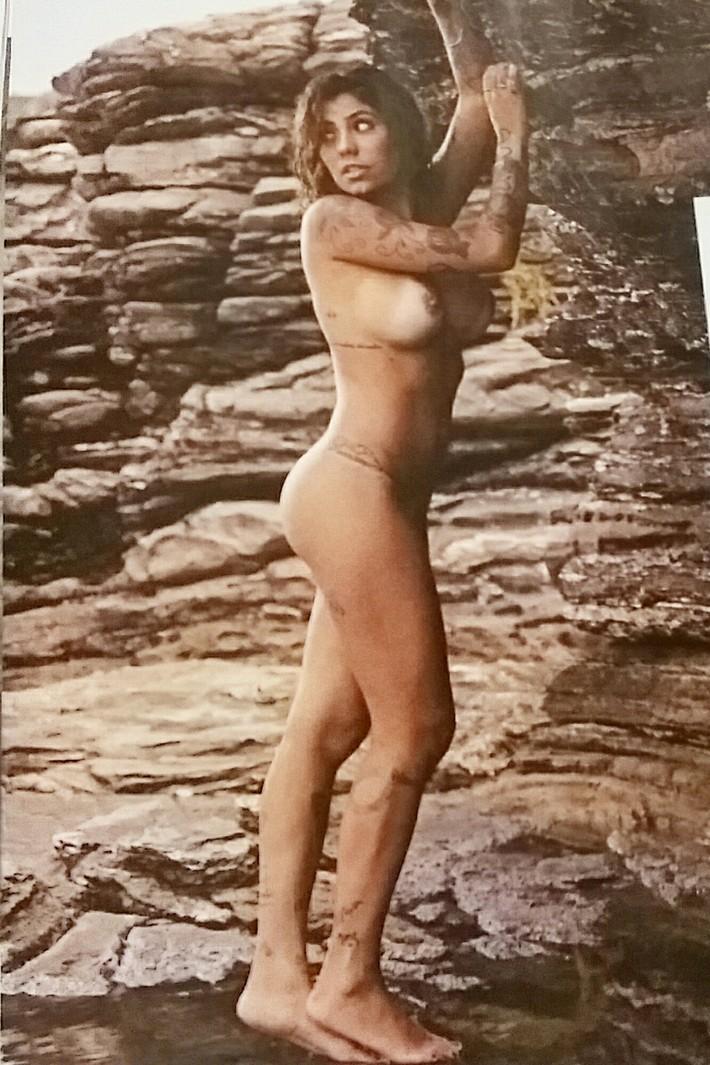 Gabriela Rippi nua na Playboy de Dezembro 2016 12 1