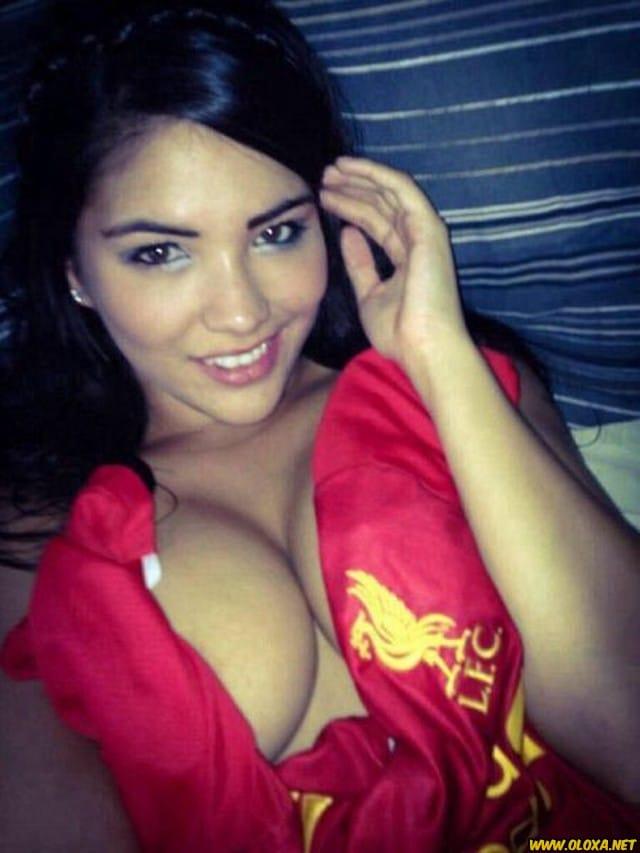 Mulheres de Peitos Grandes Que Fazem Você Perder o Foco 22 Garotas de seios grandes 16