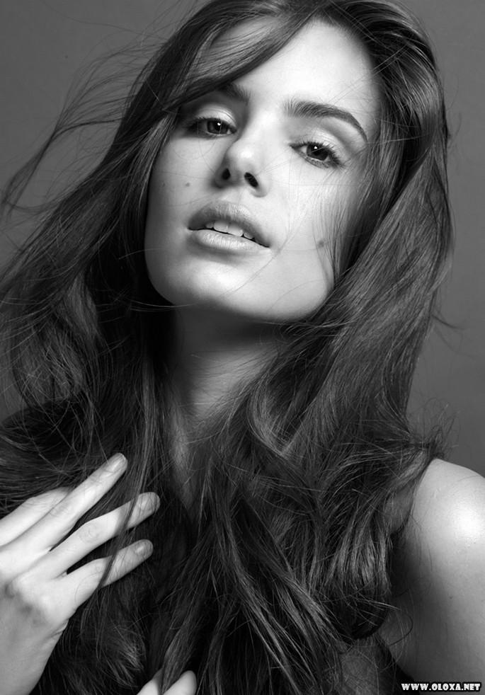 Gata da vez Camila Queiroz Angel de Verdades Secretas 9