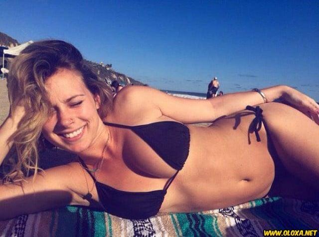 Gostosas de biquinis 24