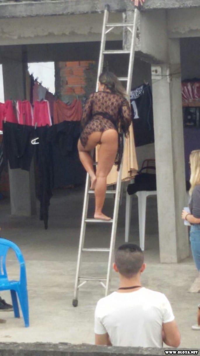Mulher Melao nua na lage Caiu na net 10