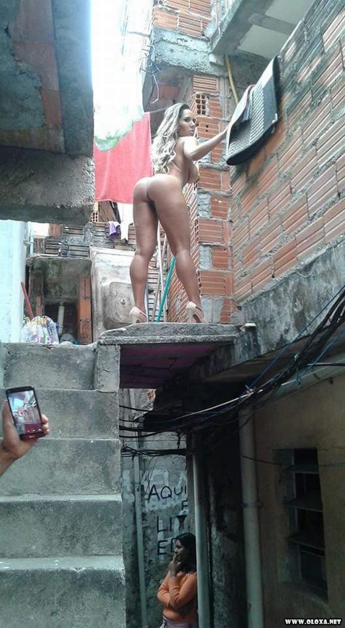 Mulher Melao nua na lage Caiu na net 21