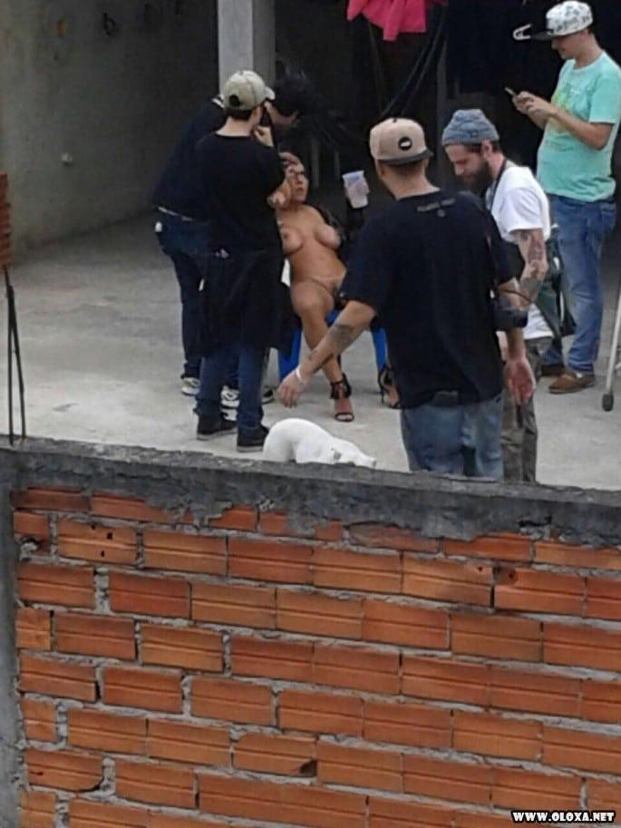 Mulher Melao nua na lage Caiu na net 4