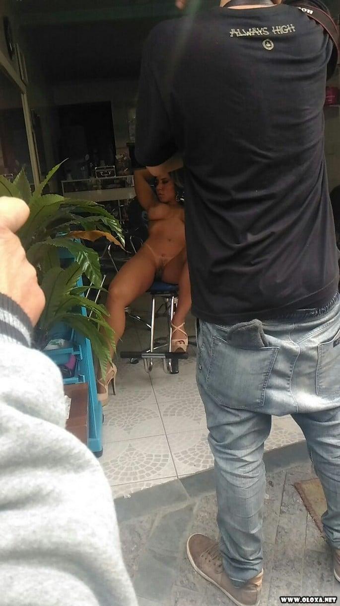 Mulher Melao nua na lage Caiu na net 5