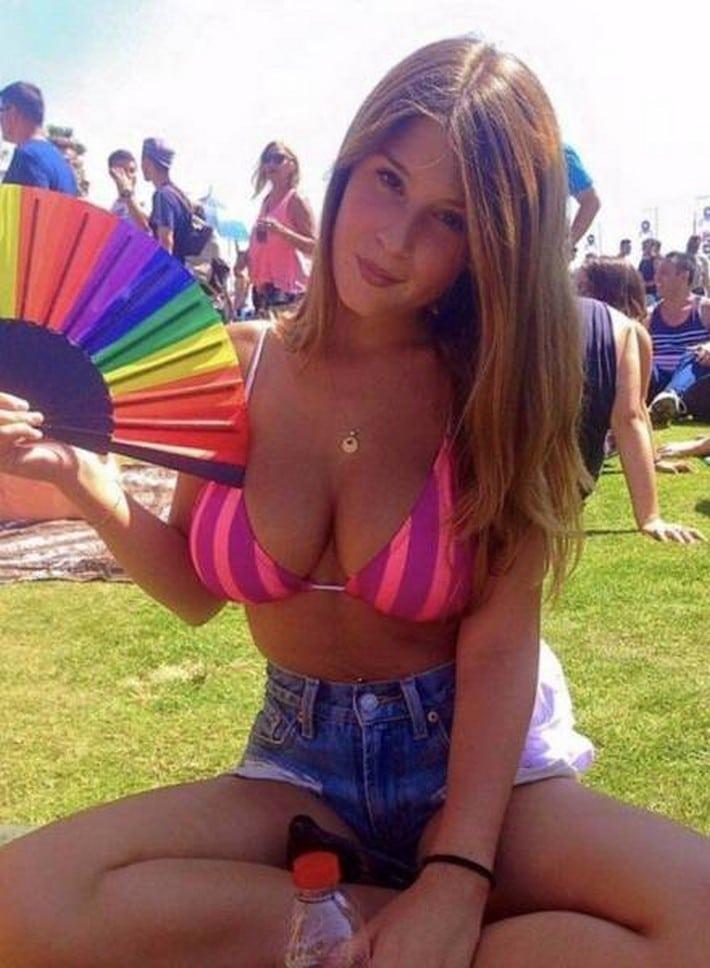 Mulheres de peito 26 Os mais belos seios da internet 53