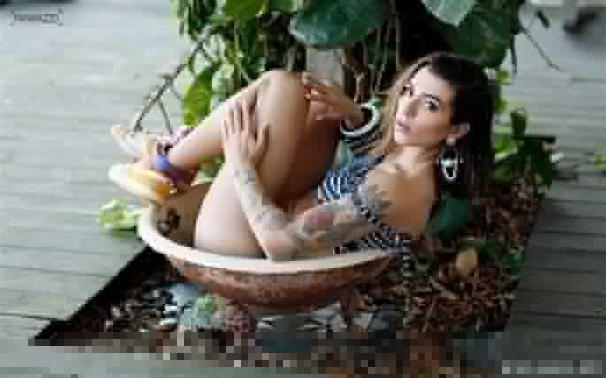 Petra Mattar nua no Paparazzo (10)