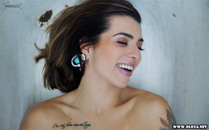 Petra Mattar nua no Paparazzo (4)