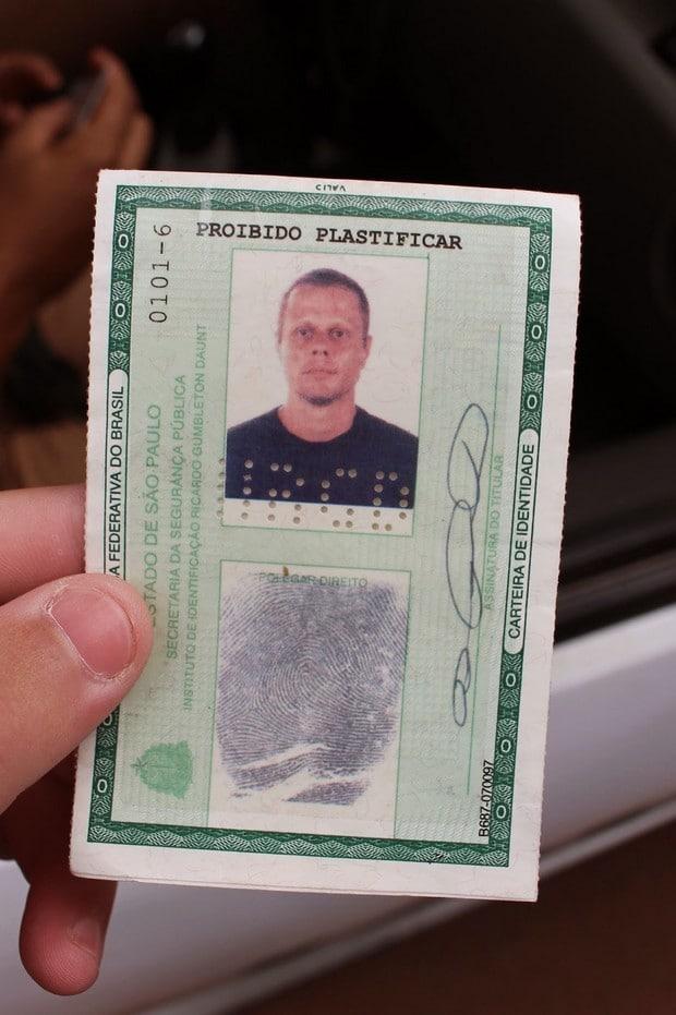 Pinto e preso por mostrar o Penis em Rolandia 3