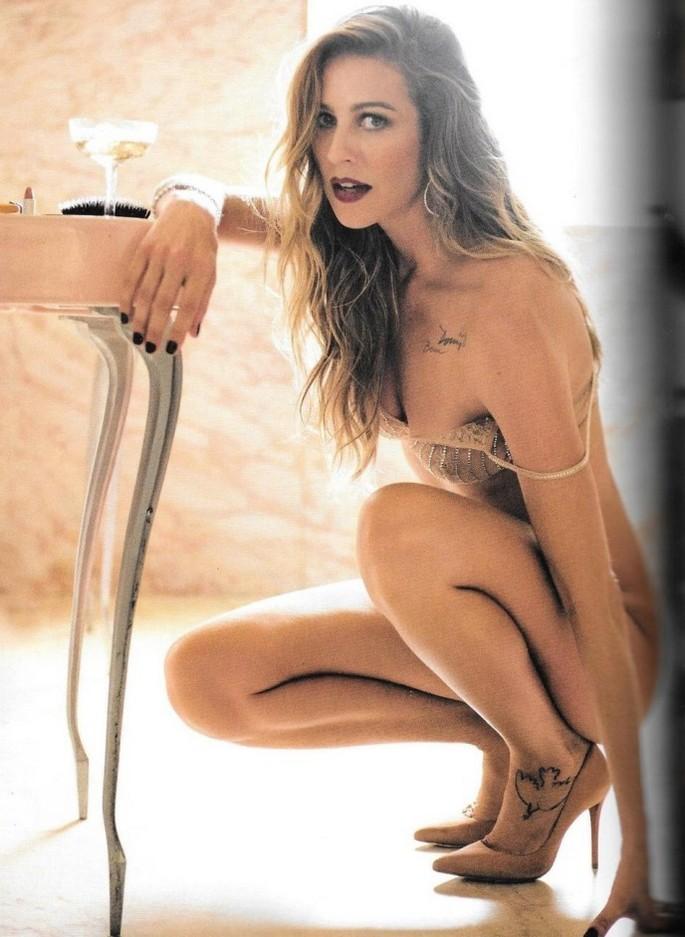 Playboy Luana Piovani 25