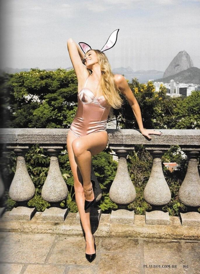 Playboy Luana Piovani 27