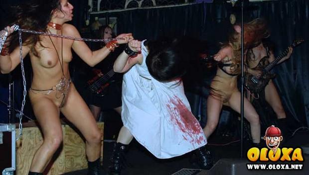 ROCKBITCH Uma polemica banda sexual e bizarra 18