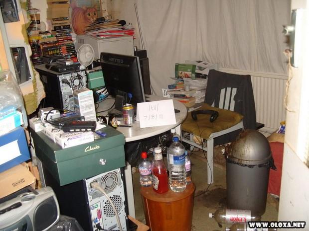 Salas de computadores de nerds bagunceiros 28 Salas de computadores de nerds bagunceiros 15