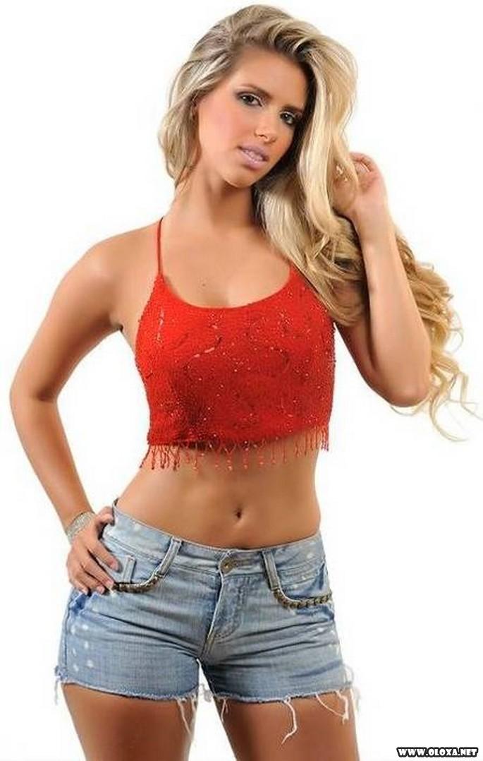 Thabata Mendes é a nova Joelma de Chimbinha (2)