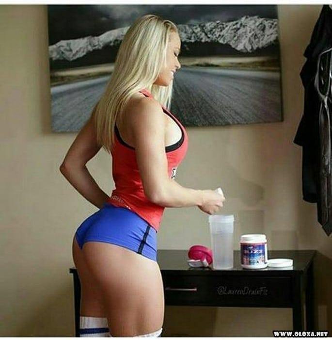 Varias fotos de gostosas para animar seu final de semana 16