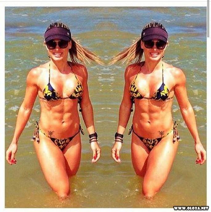 Varias fotos de gostosas para animar seu final de semana 47