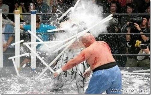 a-japanese-neon-light-fight-4