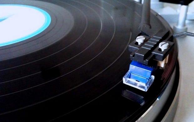 Muito além do som. É história girando em 33 rotações por minuto.