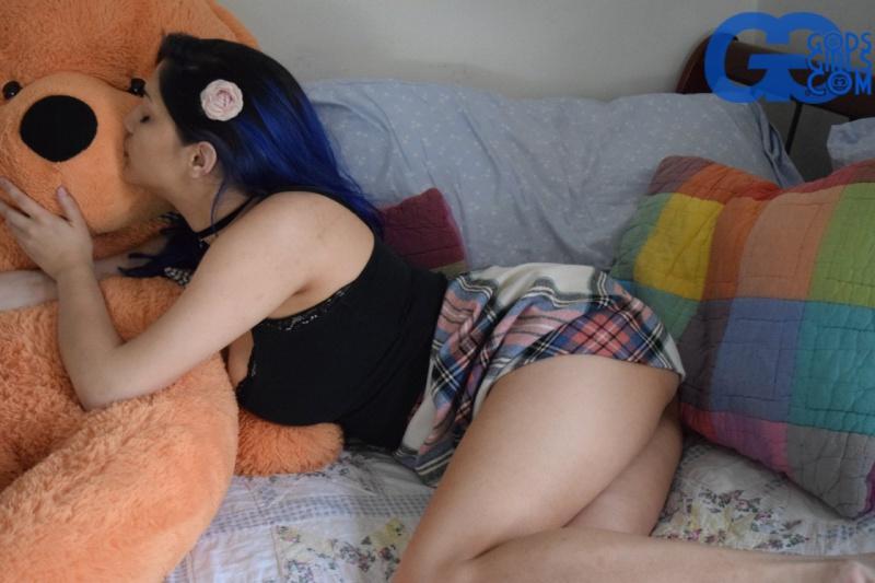 Morena linda e muito gostosa bem safada