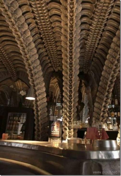 alien-bar-5