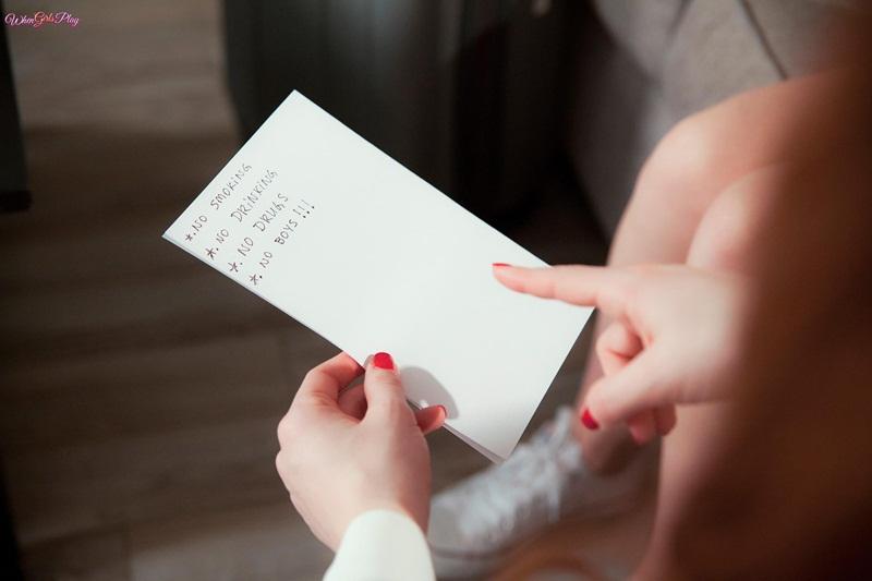 Ruiva e morena se chupando gostoso