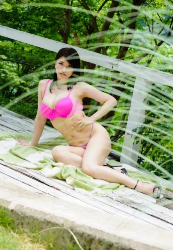 Anri Okita japa peituda com  buceta peluda, gostosa e pelada