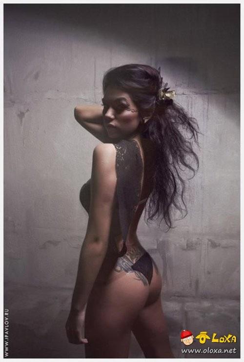 as mais lindas e sexy garotas tatuadas (26)