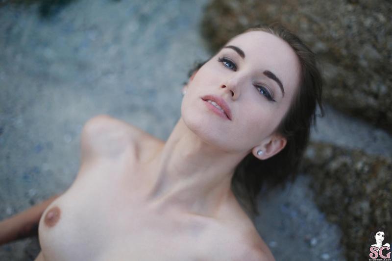 Morena bunda perfeita pelada praia