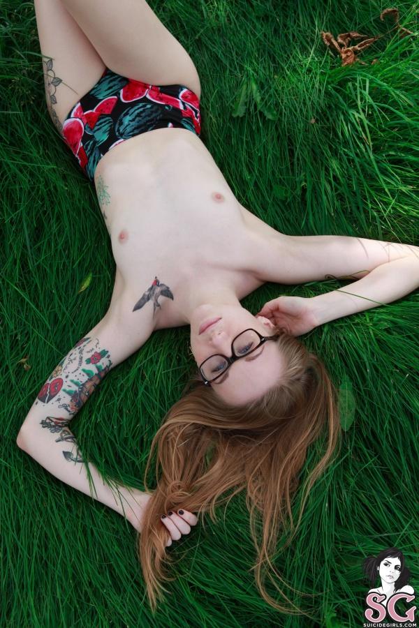 Loirinha gostosa peladinha buceta depilada seios lindos