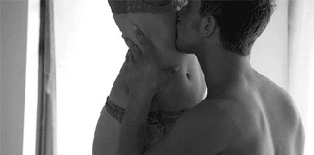 barriga zonas erogenas